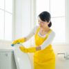 一人暮らしのトイレ掃除、頻度の最適解は？楽してキレイを保つ方法